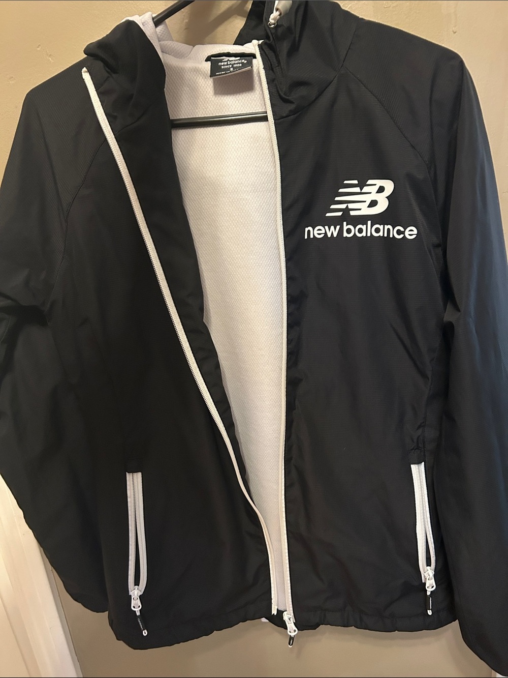 New Balance running windbreaker